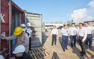 冯飞在海口专题调研港口安全运行和危险货物全链条管理工作