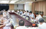 医师节座谈会：着力营造尊医重卫良好社会氛围，共同谱写海南卫生健康事业高质量发展新篇章