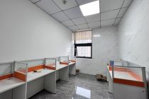 互联网金融大厦290平