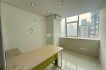 玉沙国际大厦145平